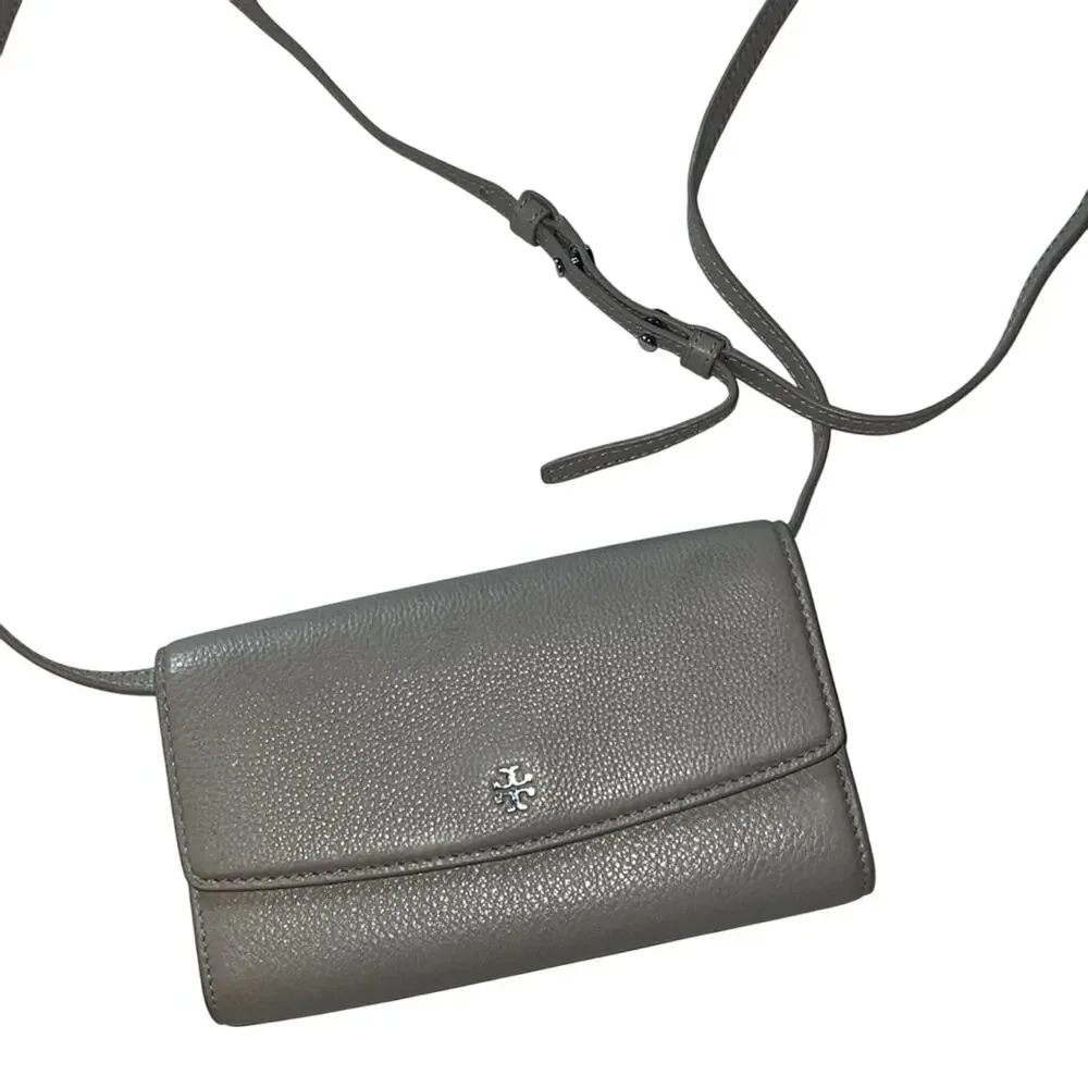 Tory Burch Ladies Light Gray Pebbled Leather Crossbody Bag, Adjustable Strap!